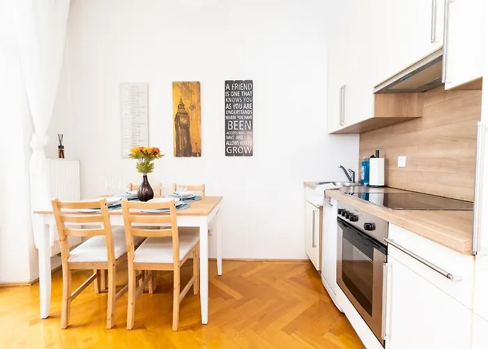 Apartment Wonderful Close To Centre With Porch